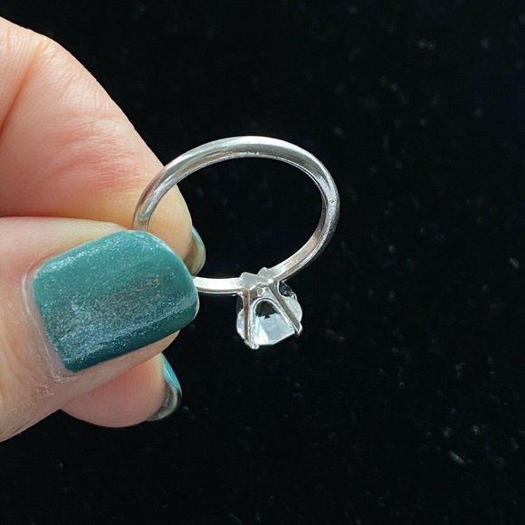 Pretty Quartz Or CZ Solitaire Brilliant Cut Silver Tone Ring Size 6.75 READ - Picture 7 of 9